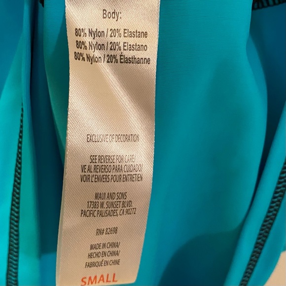 Maui and Sons Size: Small Unisex UPF 50+ Blue Short Sleeve Rash Guard Swim Top - Picture 5 of 9